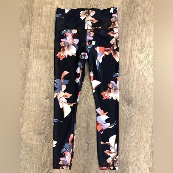 NWOT Athleta | Floral Leggings Black Pink Yoga Workout 82284 - Picture 2 of 7